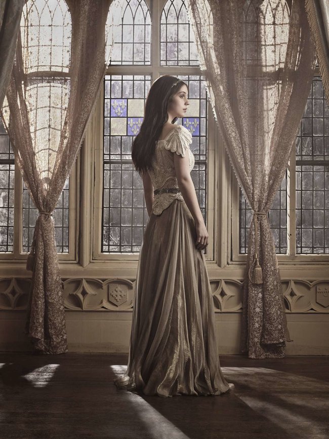 Аделаида Кейн: промо-фотографии из сериала «Царство»: adelaide-kane-reign-promoshoot-01_Starbeat.ru