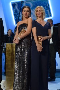 Адель Экзаркопулос вручили кинопремию «Сезар 2014» в Париже: adele-exarchopoulos-2014-cesar-film-awards--01_Starbeat.ru