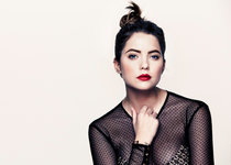 Эшли Бенсон в фотосессии «Byrdie» (фотограф Джастин Койт): ashley-benson-2014-byrdie-photoshoot-by-justin-coit--01_Starbeat.ru