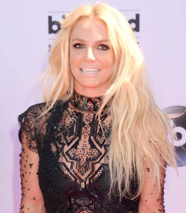 Бритни Спирс и морщины радости на «2016 Billboard Music Awards» в Лас-Вегасе: britney-spears-9_Starbeat.ru