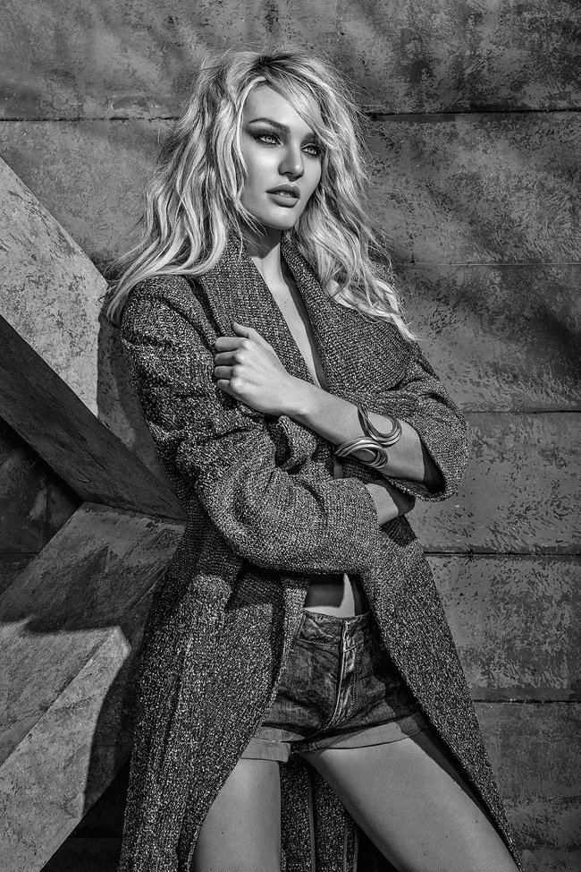 Кэндис Свейнпол украсила страницы зимнего номера журнала «Forum»: candice-swanepoel-forum-magazine-winter-2014--07_Starbeat.ru