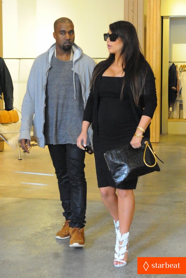 Ким Кардашьян и Канье Уэст снова вместе после долгой разлуки: pregnant-kim-kardashian-kanye-west-reunite-in-nyc-15_Starbeat.ru