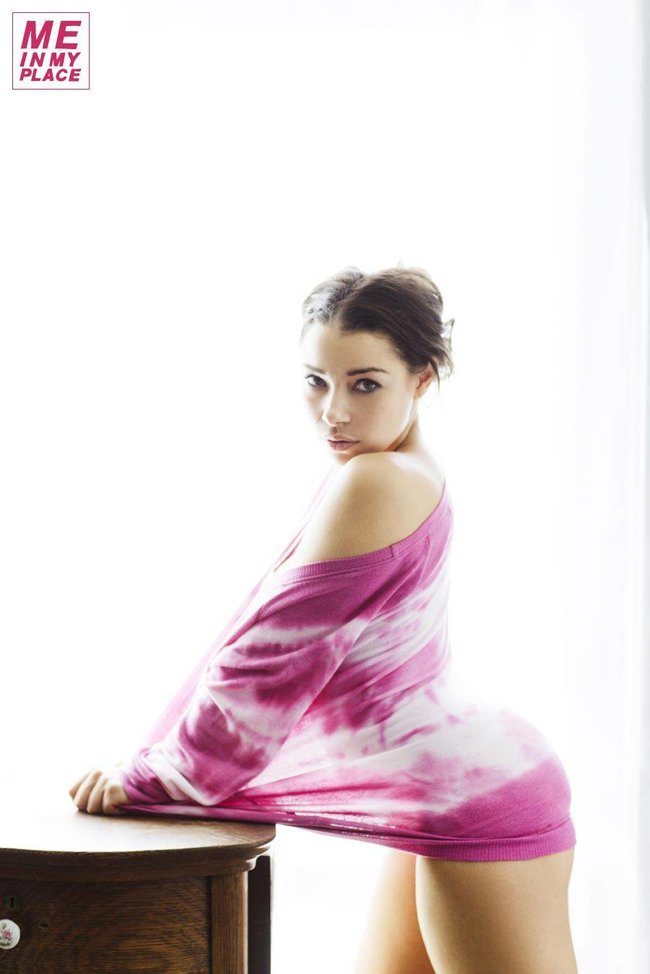 Джессика Паркер Кеннеди в фото-проекте «Me In My Place»: jessica_parker_kennedy-163_Starbeat.ru