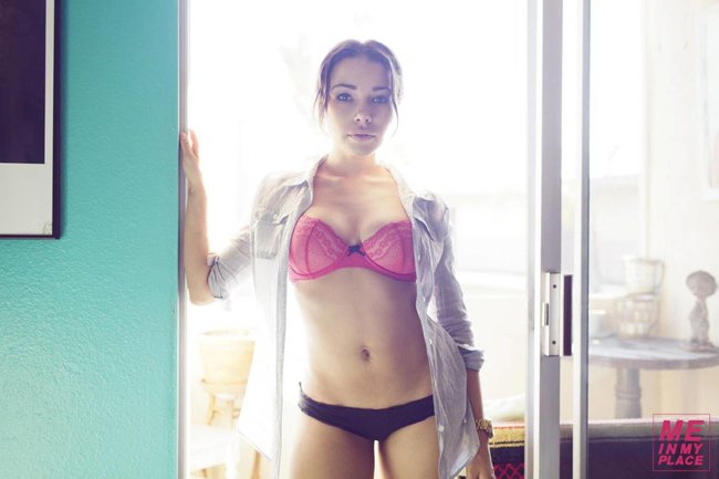 Джессика Паркер Кеннеди в фото-проекте «Me In My Place»: jessica_parker_kennedy-171_Starbeat.ru