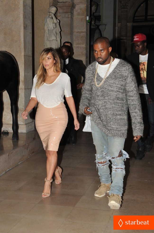 Парижское свидание Канье Уэста и Ким Кардашьян: kim-kardashian-kanye-west-parisian-dinner-date-02_Starbeat.ru