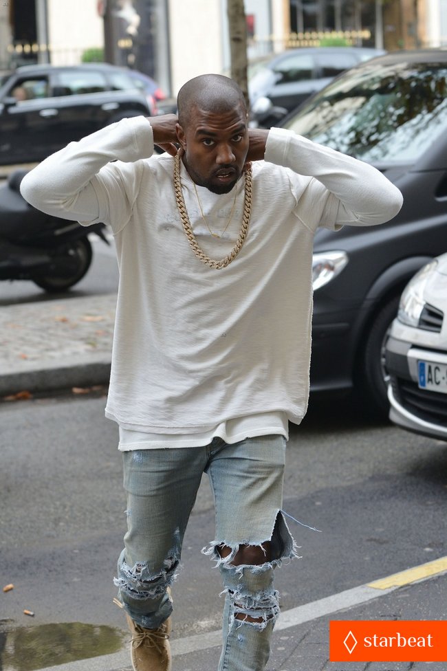 Увеличить фото kim-kardashian-kanye-west-step-out-together-in-paris-06_Starbeat.ru Ким Кардашьян и Канье Уэст проводят время во Франции: kim-kardashian-kanye-west-step-out-together-in-paris-06_Starbeat.ru
