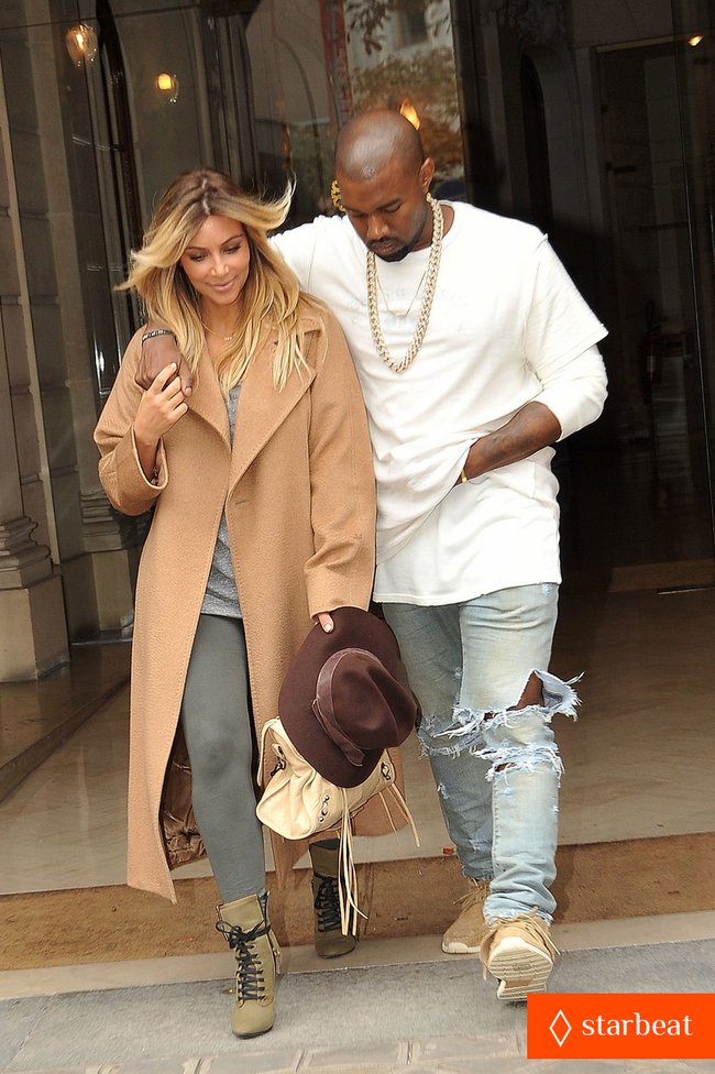 Увеличить фото kim-kardashian-kanye-west-step-out-together-in-paris-18_Starbeat.ru Ким Кардашьян и Канье Уэст проводят время во Франции: kim-kardashian-kanye-west-step-out-together-in-paris-18_Starbeat.ru
