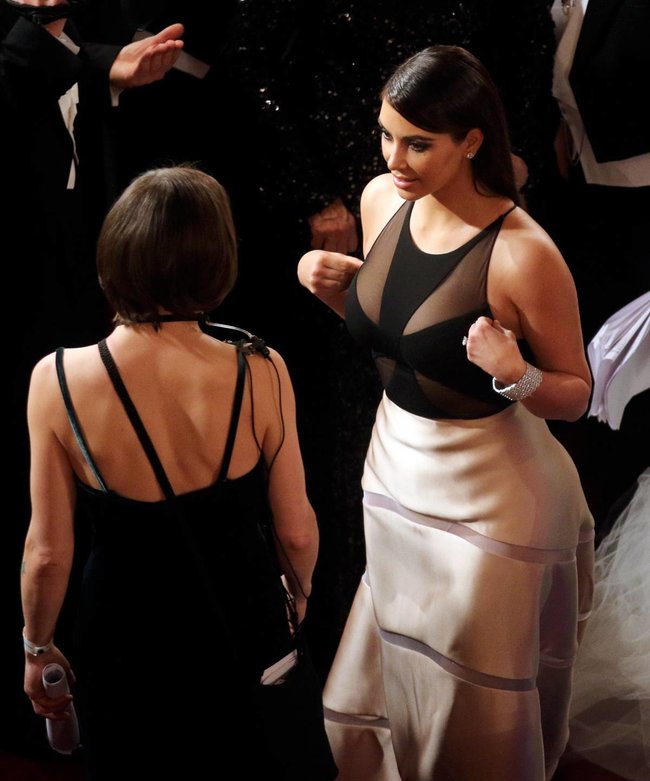 Ким Кардашьян на «58 Wiener Opernball» в Вене: kim-kardashian-15_Starbeat.ru