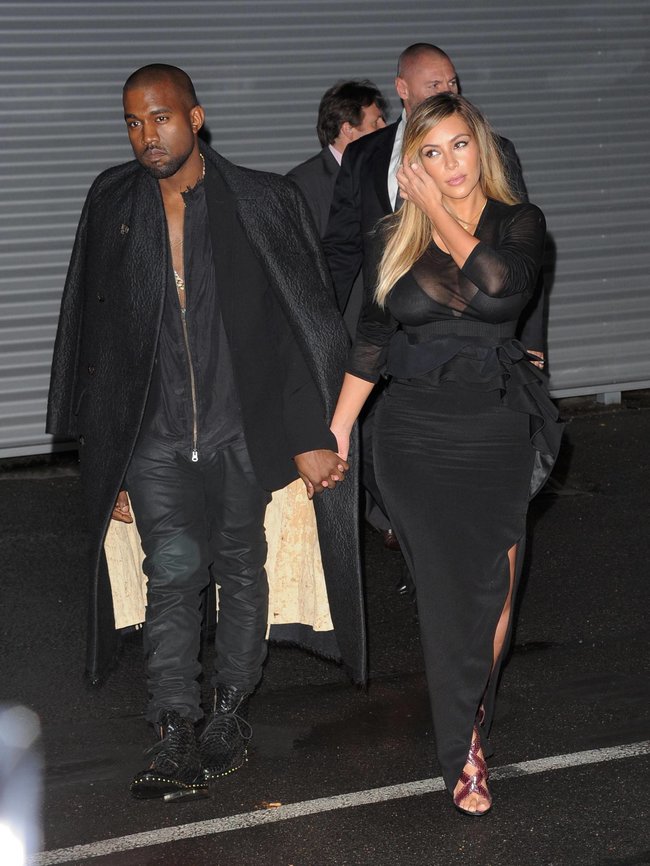 Ким Кардашьян и Канье Уэст на модном показе «Givenchy 2014» в Париже: kim-kardashian-28_Starbeat.ru
