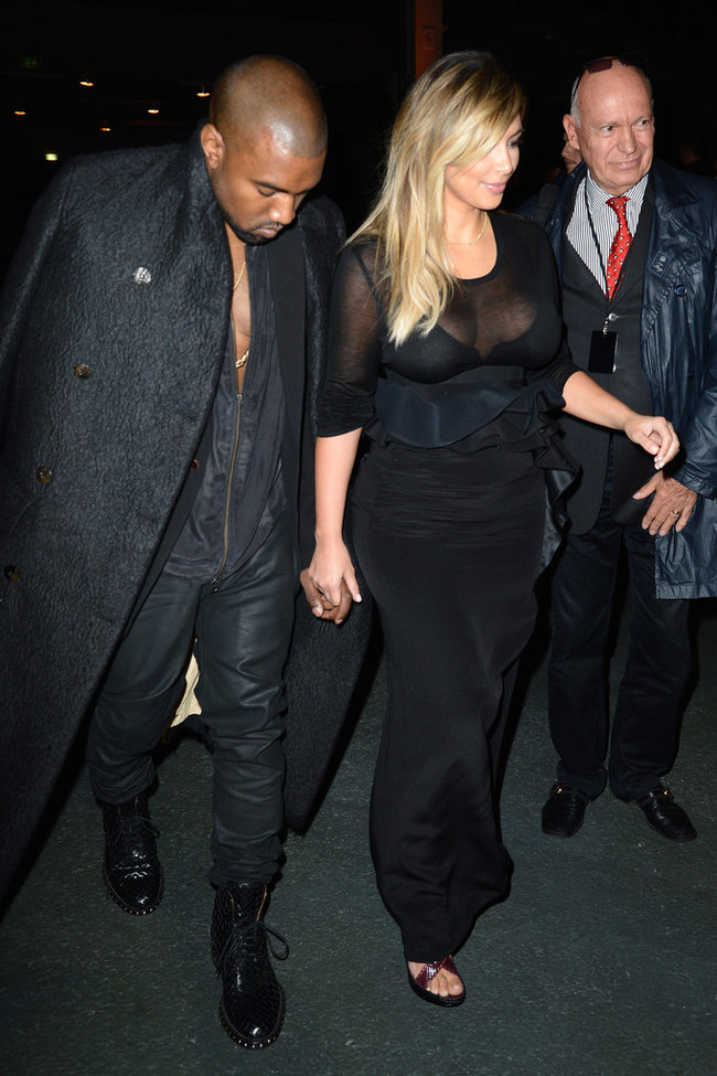 Ким Кардашьян и Канье Уэст на модном показе «Givenchy 2014» в Париже: kim-kardashian-fashion-show-2013-in-paris--11_Starbeat.ru
