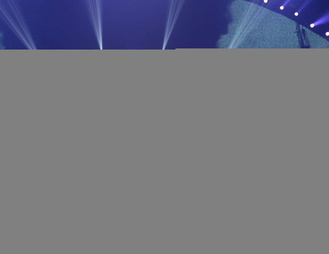 Майли Сайрус выступила на сцене фестиваля «iHeartRadio»: miley-cyrus-iheart-2013--109_Starbeat.ru