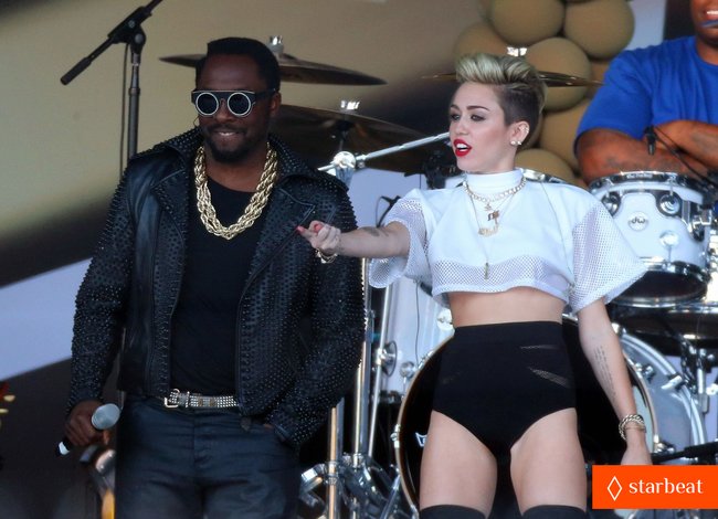 Увеличить фото miley-cyrus-jimmy-kimmel-live-performance-watch-now-26_Starbeat.ru Майли Сайрус: выступление на шоу «Jimmy Kimmel Live»: miley-cyrus-jimmy-kimmel-live-performance-watch-now-26_Starbeat.ru