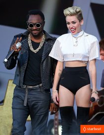 Майли Сайрус: выступление на шоу «Jimmy Kimmel Live»: miley-cyrus-jimmy-kimmel-live-performance-watch-now-28_Starbeat.ru