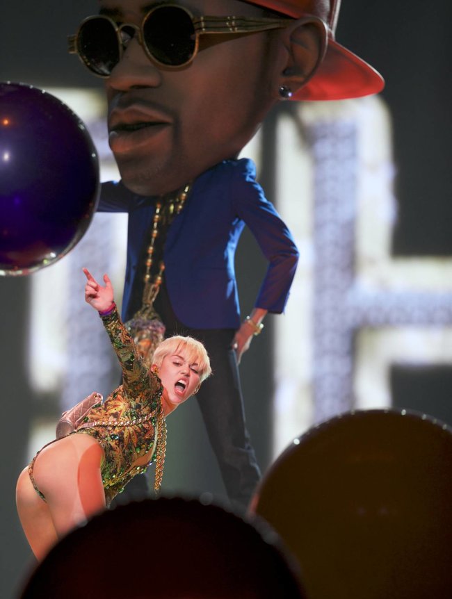 Майли Сайрус выступила в Ванкувере на «Rogers Arena»: miley-cyrus-39_Starbeat.ru