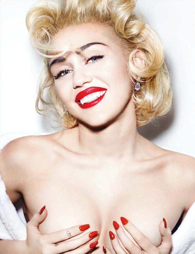 Топлесс-фотосессия в мартовском «Vogue Germany»: Майли Сайрус: miley-cyrus-35_Starbeat.ru