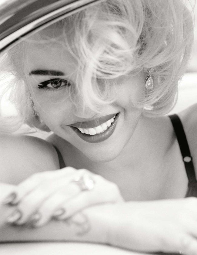 Топлесс-фотосессия в мартовском «Vogue Germany»: Майли Сайрус: miley-cyrus-8_Starbeat.ru