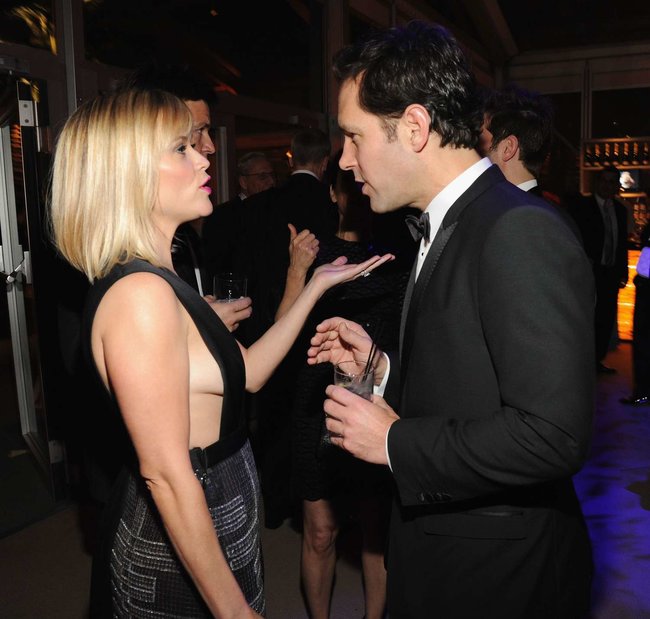 Риз Уизерспун на красной дорожке вечера журнала «Vanity Fair»: reese-witherspoon-oscars-2014---vanity-fair-party--04_Starbeat.ru