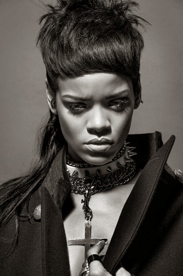 Фотосессия Рианны для «032c Magazine» (зима 2013/2014): rihanna-032c-magazine--02_Starbeat.ru