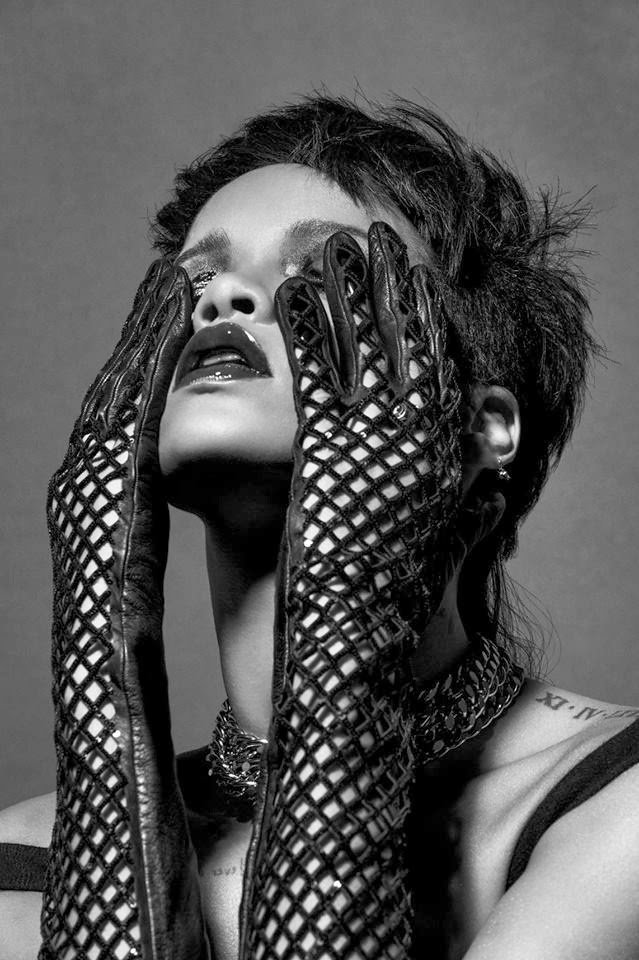 Фотосессия Рианны для «032c Magazine» (зима 2013/2014): rihanna-032c-magazine--08_Starbeat.ru