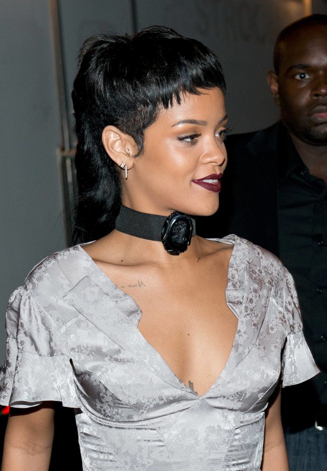 Рианна на Неделе Моды в Нью-Йорке: rihanna-21_Starbeat.ru