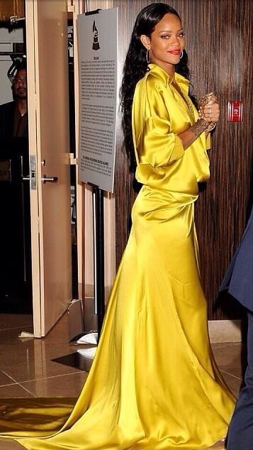 Рианна на светском рауте «Clive Davis 56th GRAMMY Awards»: rihanna-grammy-2014-clive-davis-pre-grammy-9_Starbeat.ru