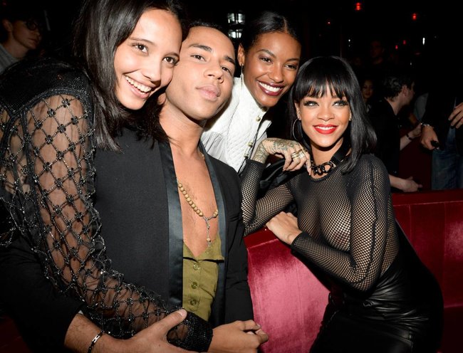 Рианна в просвечивающем наряде: афтепати модного показа «Balmain»: rihanna-123_Starbeat.ru