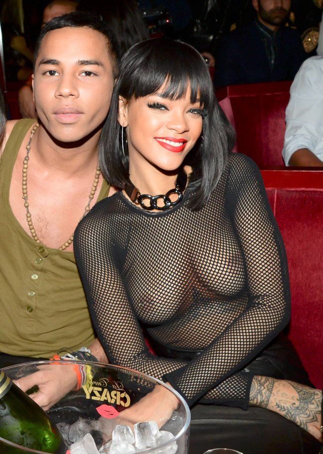 Рианна в просвечивающем наряде: афтепати модного показа «Balmain»: rihanna-26_Starbeat.ru