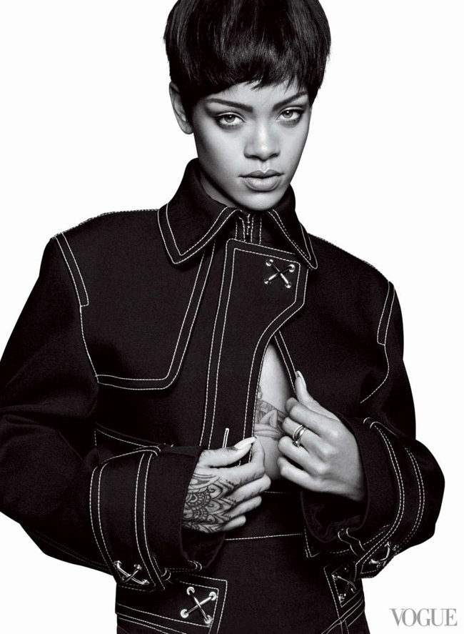Блистательная Рианна украсила обложку «Vogue US» в марте: rihanna-vogue-us--09_Starbeat.ru