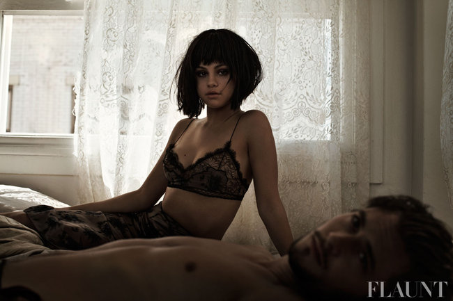 Фотосессия Селены Гомес для журнала «Flaunt»: selena-gomez-flaunt-magazine-2013--05_Starbeat.ru