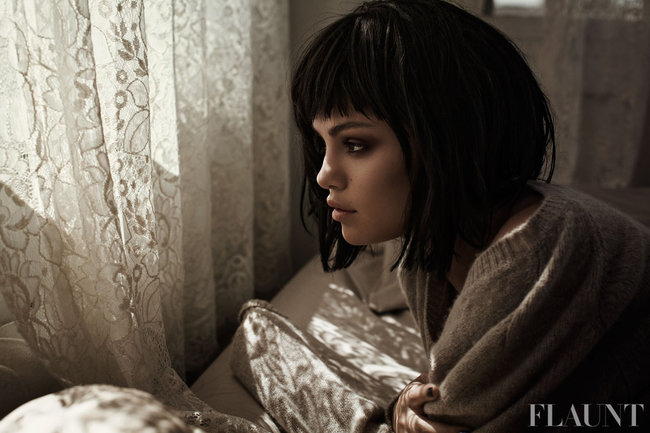 Фотосессия Селены Гомес для журнала «Flaunt»: selena-gomez-flaunt-magazine-2013--08_Starbeat.ru