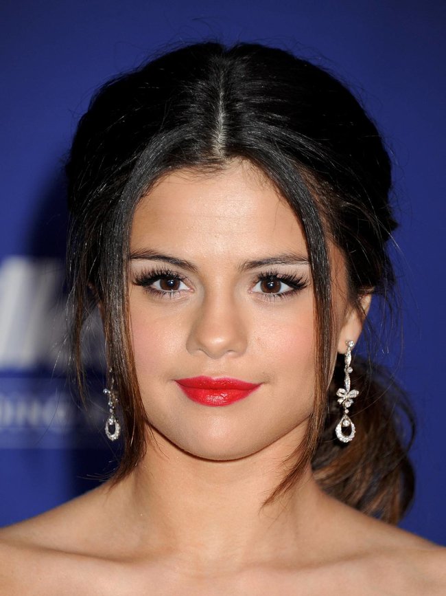 Селена Гомес на вечеринке «The Gillette Leading Man Cam At unite4:humanity»: selena-gomez-122_Starbeat.ru