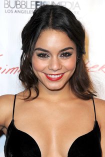 Увеличить фото vanessa-hudgens-111_Starbeat.ru Голливудская премьера фильма «Подари мне убежище»: Ванесса Хадженс и Розарио Доусон: vanessa-hudgens-111_Starbeat.ru