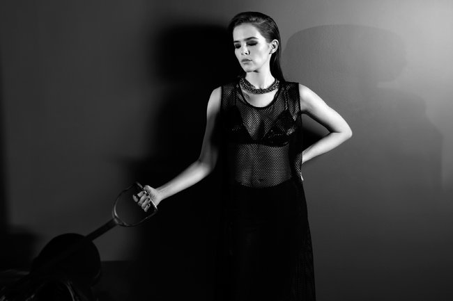 Зои Дойч: юная актриса на обложке мартовского «Bello Magazine»: zoey-deutch-bello-magazine--14_Starbeat.ru