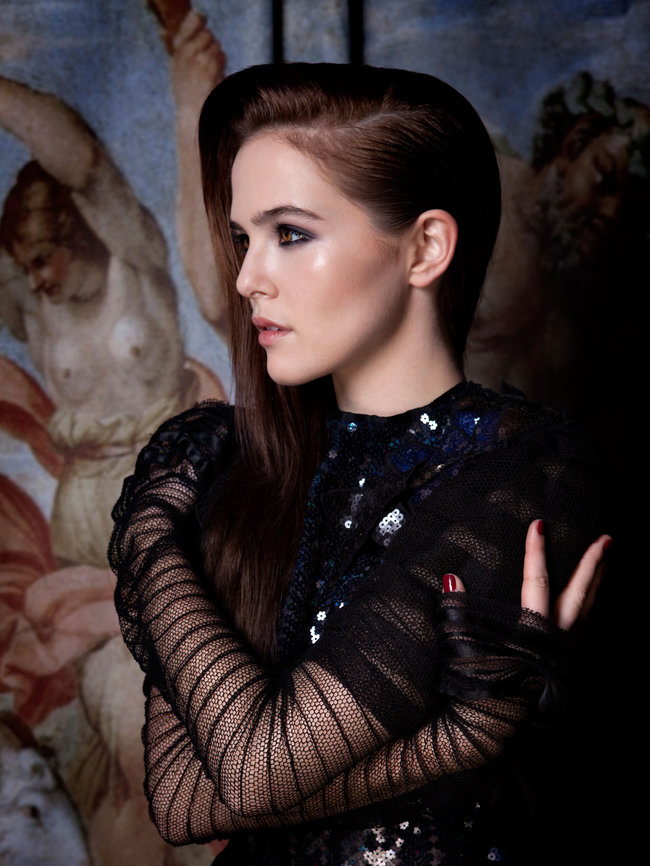 Зои Дойч: юная актриса на обложке мартовского «Bello Magazine»: zoey-deutch-bello-magazine--17_Starbeat.ru